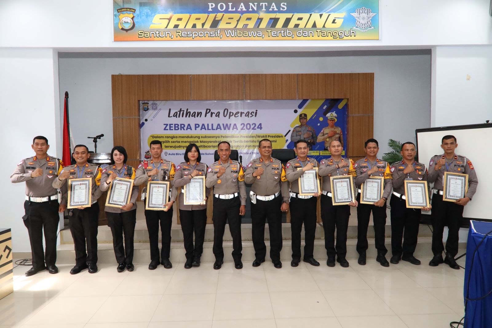 Bukti Pelayanan Publik Berkualitas, Satlantas Polres Bone Raih Penghargaan Dari Ditlantas Polda Sulsel