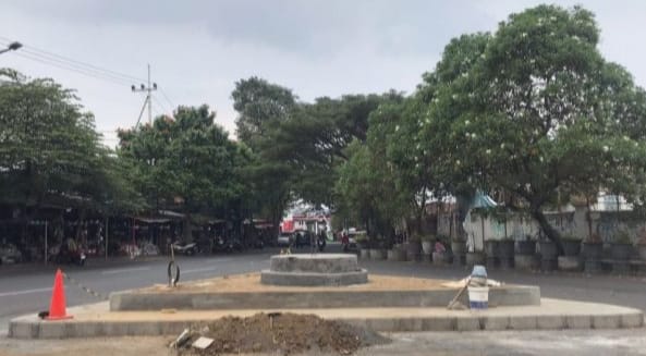 Dlh Kota Malang Perbanyak Rth Di Simpang Gajahmada