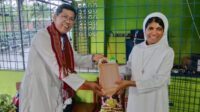 Sekami Santo Antonius Padua Sasi Tanamkan Empati Dan Kasih Sayang Melalui Aksi Berbagi Kasih