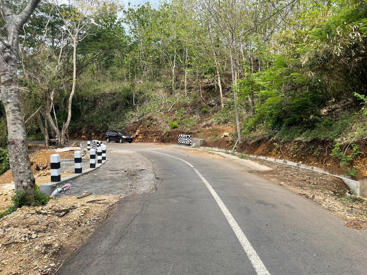Dituding Proyek Fasilitas Jalan Rajekwesi Amburadul, Dpubm Beberkan Progres Pekerjaan Capai 96 Persen
