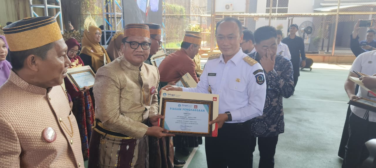 Meraih Prestasi, Menyebar Inspirasi, Andi Faisal Raih Juara I Kepala Smk Dedikatif Sulsel 2024