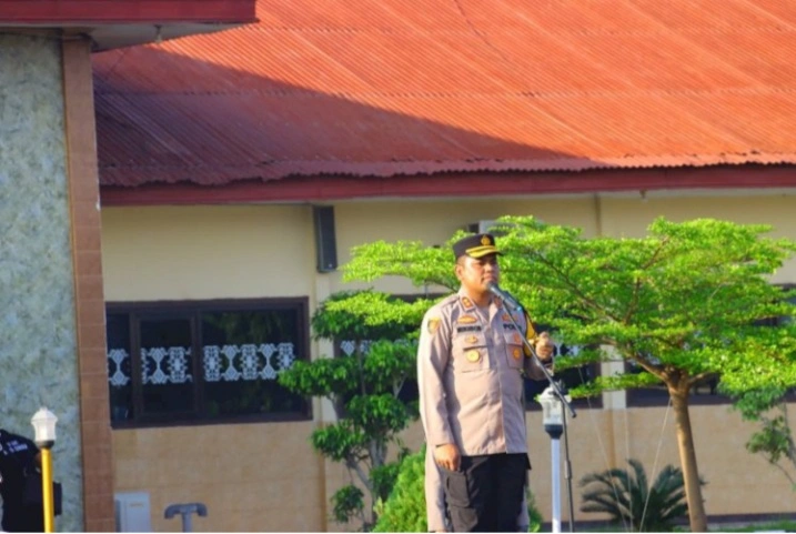 Kapolres Sikka Tekankan Profesionalisme Dan Kesiapan Personel
