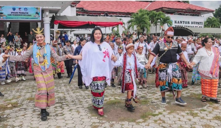 Tarian Kolosal 1.500 Pelajar Ttu, Simbol Kolaborasi Dan Semangat Pendidikan Tanpa Sekat