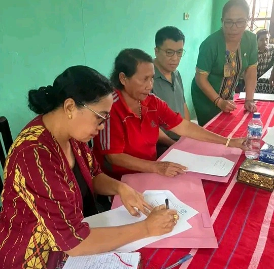 Gregoris Brechmans Alisiono Donasikan Tanah Untuk Slbn Benpasi