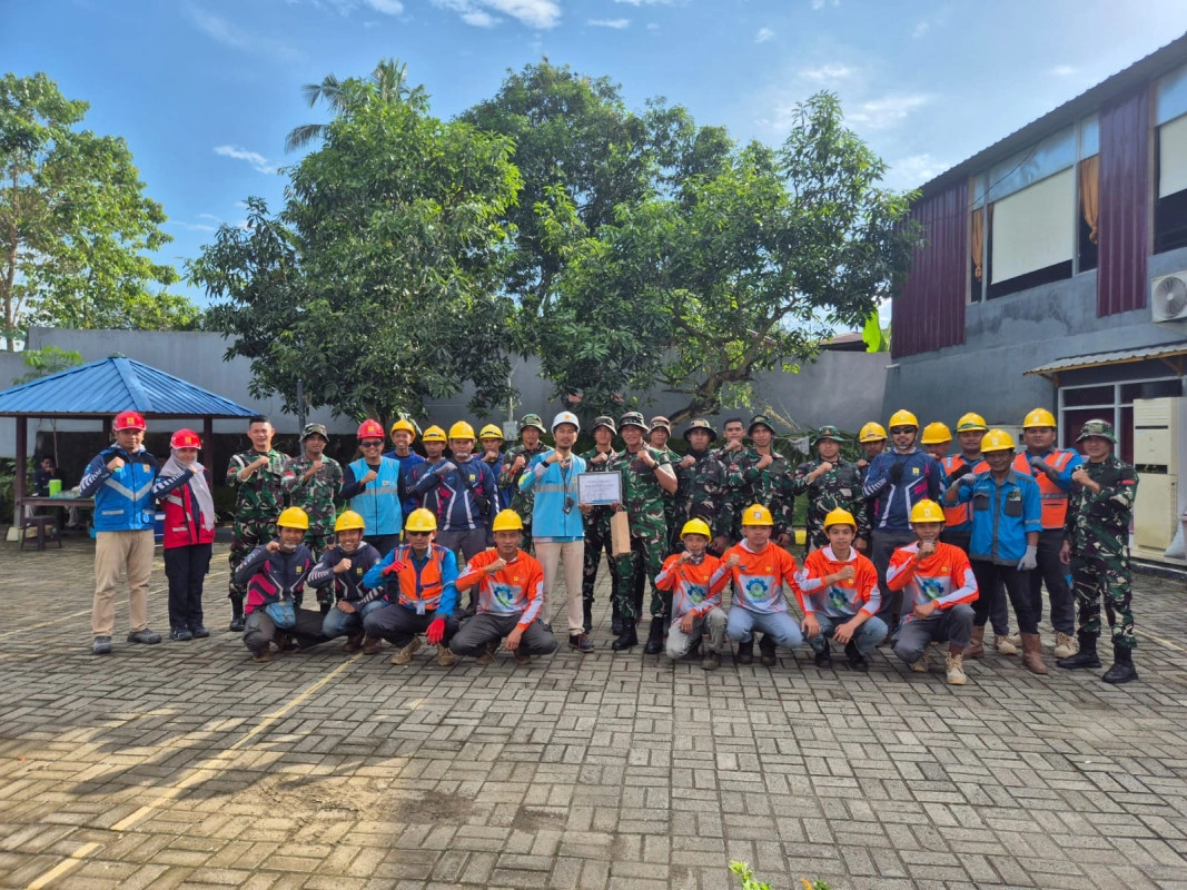 Sinergi Pln Ulp Patangkai Dan Batalyon Armed 21/Kawali Jaga Keandalan Listrik Di Desa Lagori