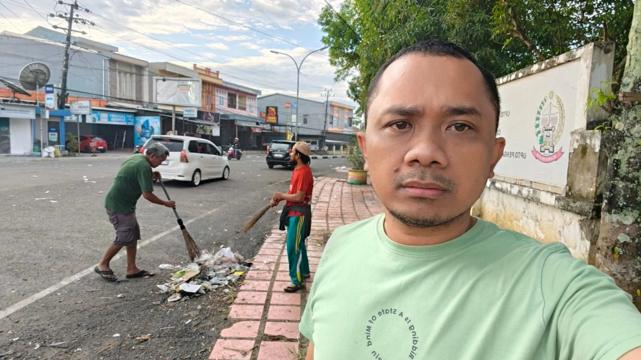 Jalan Jenderal Sudirman Watampone, Dari Riuh Drag Night Kembali Menjadi Jalur Bersih Berkat Aksi Cepat Dlh Bone