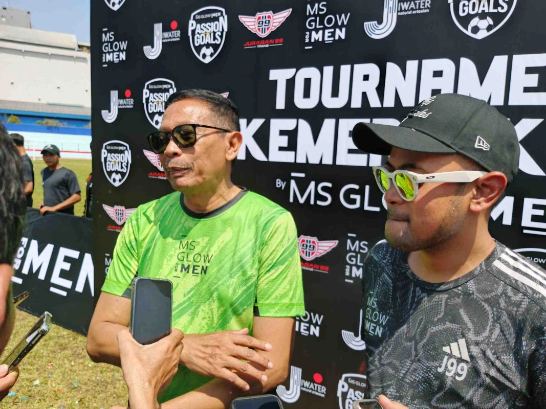 Wali Kota Malang, Wahyu Hidayat (Kiri) Saat Bersama Founder J99 Corp, Gilang Widya Pramana.