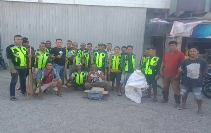 Bripka Jhoni Gandeng Ojek Biinmaffo, Wujudkan Terminal Bersih Dan Nyaman