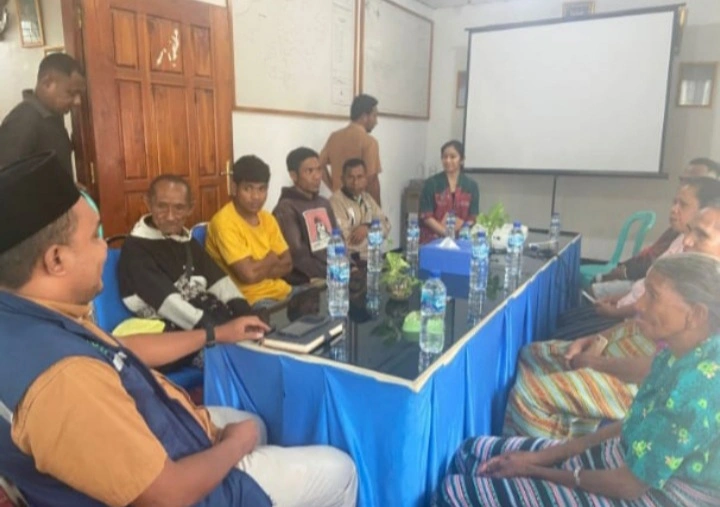 Sambut Hut Ke-80 Ri, 10 Warga Ttu Terima Bantuan Sambungan Air Gratis Dari Perumda Tirta Cendana