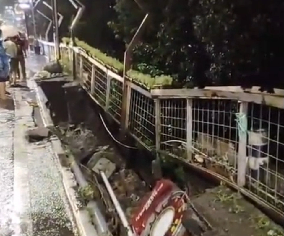 Trotoar Jembatan Brantas Amblas, Dpuprpkp Kota Malang Koordinasi Ke Bbpjn