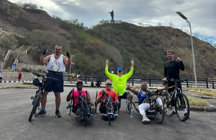 Tour Timor Handcycle From Mother To Son Jadi Simbol Persaudaraan Lintas Negara