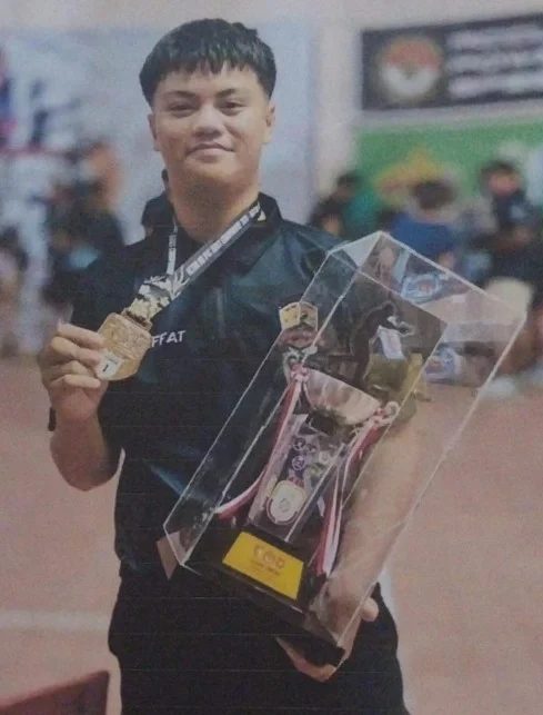 Siswa Sman 13 Bone Harumkan Nama Daerah Di Tingkat Nasional, A. Muh. Riffat Agung Pratama Raih Juara I Kejuaraan Tembak Reaksi Aa-Ipsc 2025