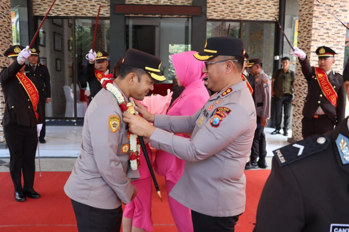 Estafet Kepemimpinan Di Kota Wisata: Akbp Aris Purwanto Resmi Jabat Kapolres Batu
