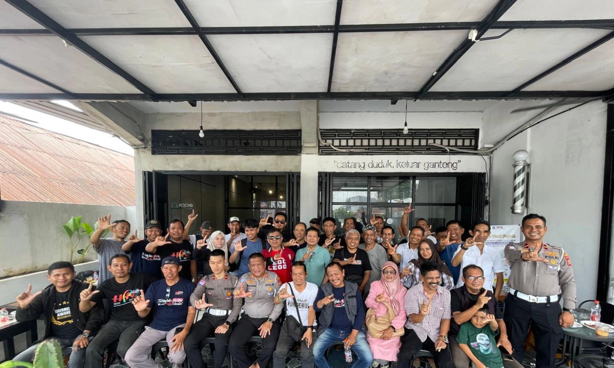 Hangatkan Sinergi Polri Dan Media Jaga Kamseltibcar Lantas