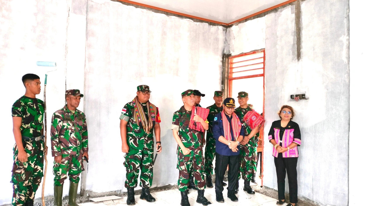 Kunjungan Strategis Di Tapal Batas, Tim Wasev Waaster Kasad Tinjau Langsung Sasaran Fisik Tmmd Kodim 1618/Ttu