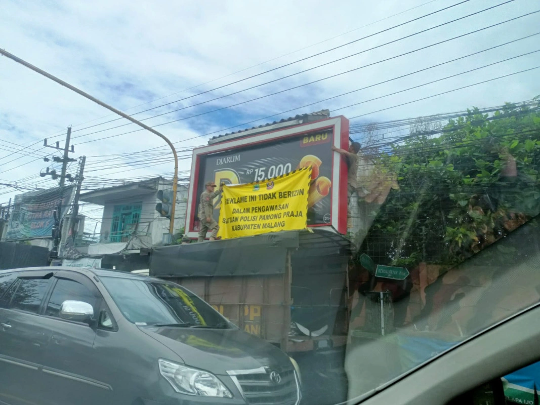 Biro Reklame Mengeluarkan, Pertanyakan Penyegelan Reklame Di Pakisaji