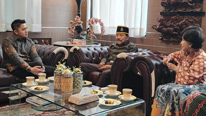 Seskab-Letkol-Teddy-Indra-Wijaya-Silaturahmi-Lebaran-Ke-Rumah-Am-Hendropriyono-Dokistimewa