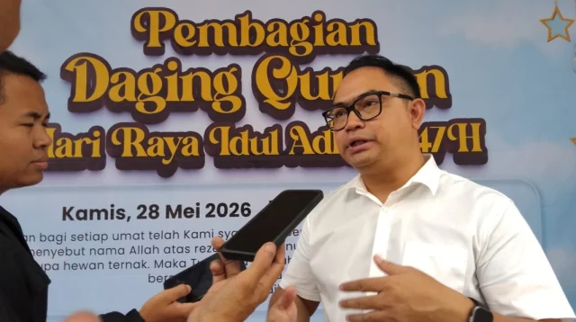 Lippo Plaza Batu Bagikan 320 Pack Daging Kurban Untuk Warga Dan Driver Ojol Di Kota Batu
