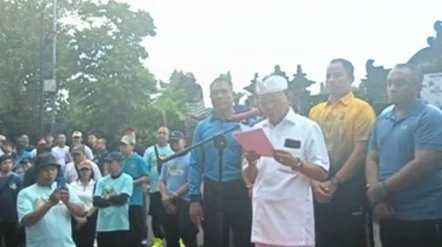Gubernur Bali Wayan Koster Apresiasi Para Pekerja Bali