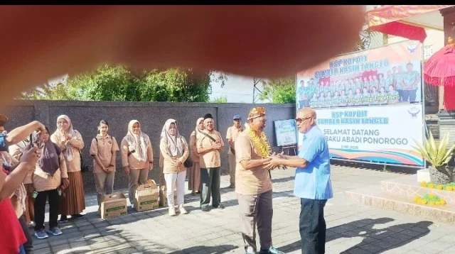 Kopdit Baku Makmur Abadi Ponorogo Studi Banding Ke Kopdit Sumber Kasih Tangeb Bali