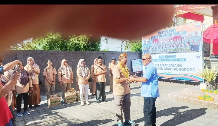 Kopdit Baku Makmur Abadi Ponorogo Studi Banding Ke Kopdit Sumber Kasih Tangeb Bali
