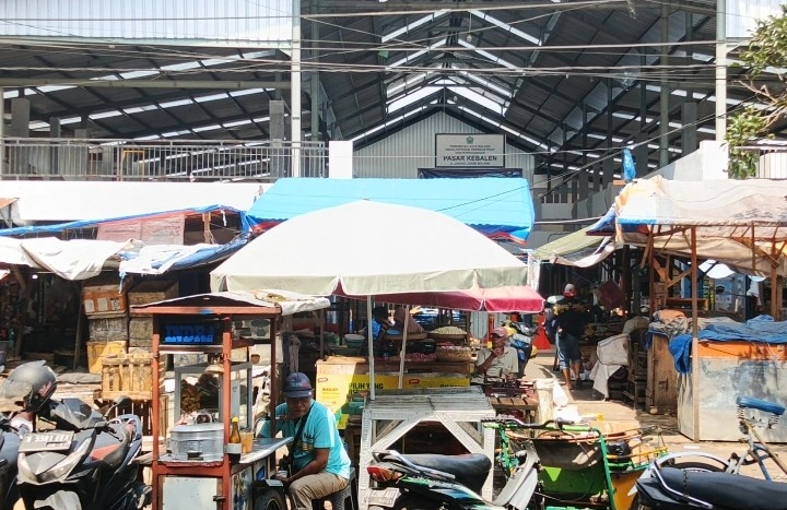 Pedagang Pasar Kebalen Keluhkan Sepinya Pembeli, Berharap Penertiban Pkl Lebih Tegas