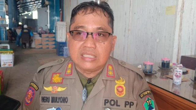Berdiri Di Atas Irigasi, Satpol Pp Kota Malang Beri Waktu Satu Bulan Bagi Pemilik Parkiran Bongkar Mandiri