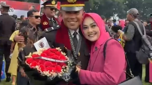 H. Samad Bangga Anaknya Sainul Dilantik Jadi Perwira Ipda Di Sukabumi
