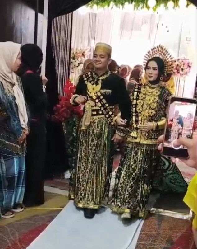 Akad Nikah Andi Nizar -Tasya Berlangsung Khidmat