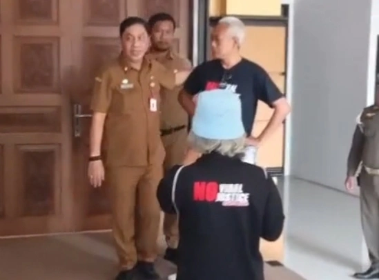 Kecewa Lambannya Tindak Lanjut Rdpu, Warga Protes Emosional Di Depan Sekwan Kabupaten Malang