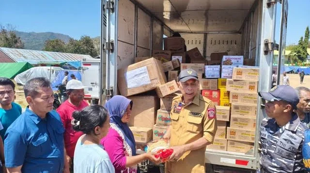 Pemerintah Kerahkan Ribuan Personel Dan 27 Ton Logistik, Flores Berjuang Pulih Dari Gempa M7,7