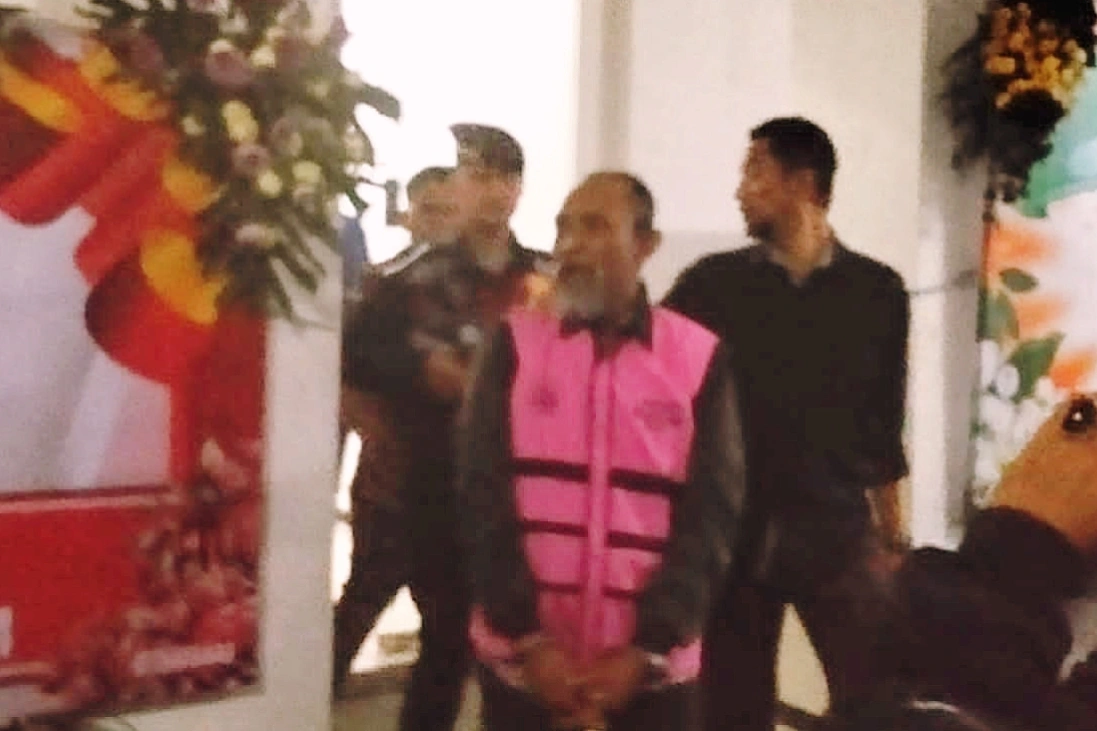 Kejari Kota Batu Tahan Mantan Kepala Upt Pasar Among Tani Atas Dugaan Korupsi Jual-Beli Kios