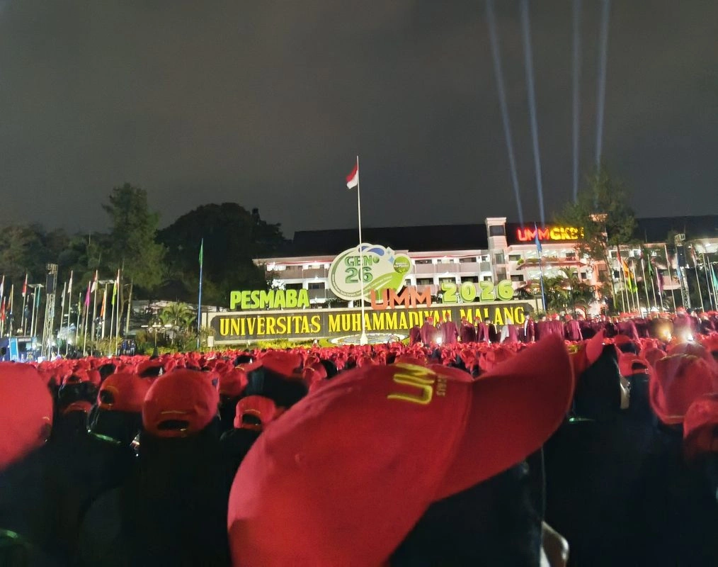Usung Pesan Kemanusiaan Dan Ramah Lingkungan, Flashlight Mob Gen. 26 Warnai Kemeriahan Pesmaba Umm 2026