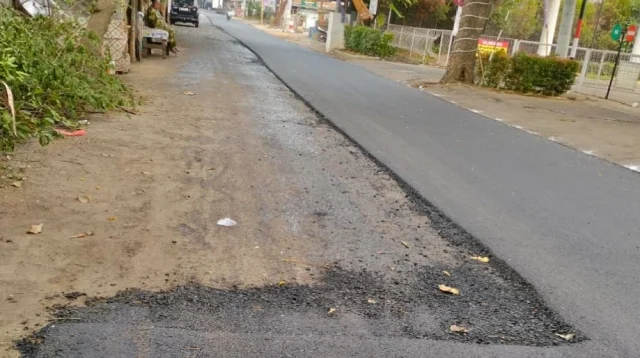 Proyek Pengaspalan Rp14 Miliar Di Gadang Menuai Sorotan, Kualitas Aspal Diduga Tak Sesuai Spek